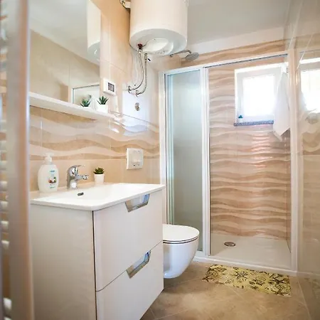 Apartment Nina